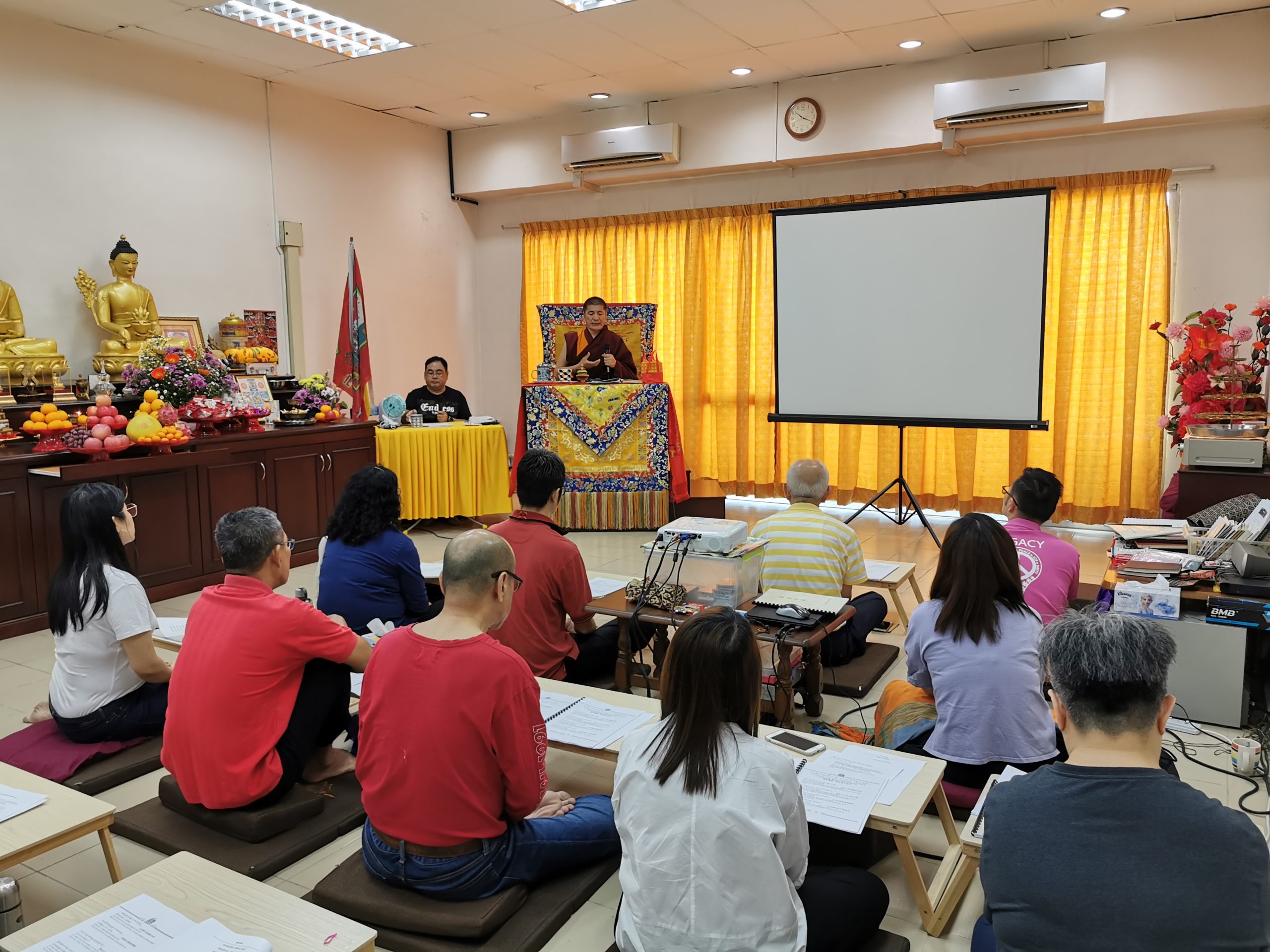 01 Lama Tsewang Rinpoche: The Heart Essence: My Heart’s Advice by H.H. Jigme Phuntsok 忠言心之明点